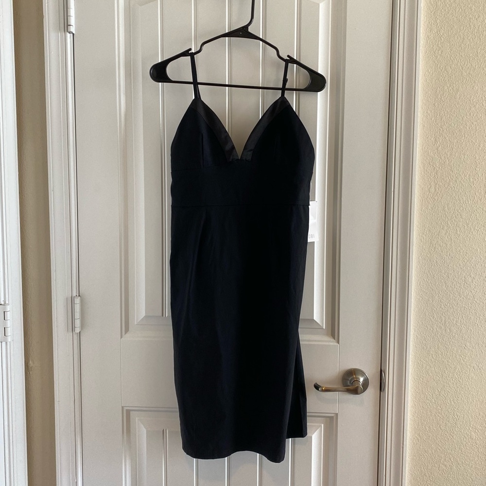 Tobi Black Midi Dress